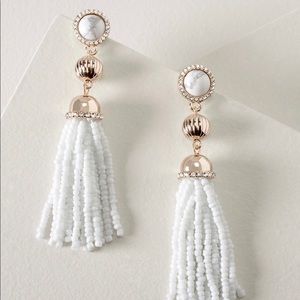WHBM tassel earring size 3.5”